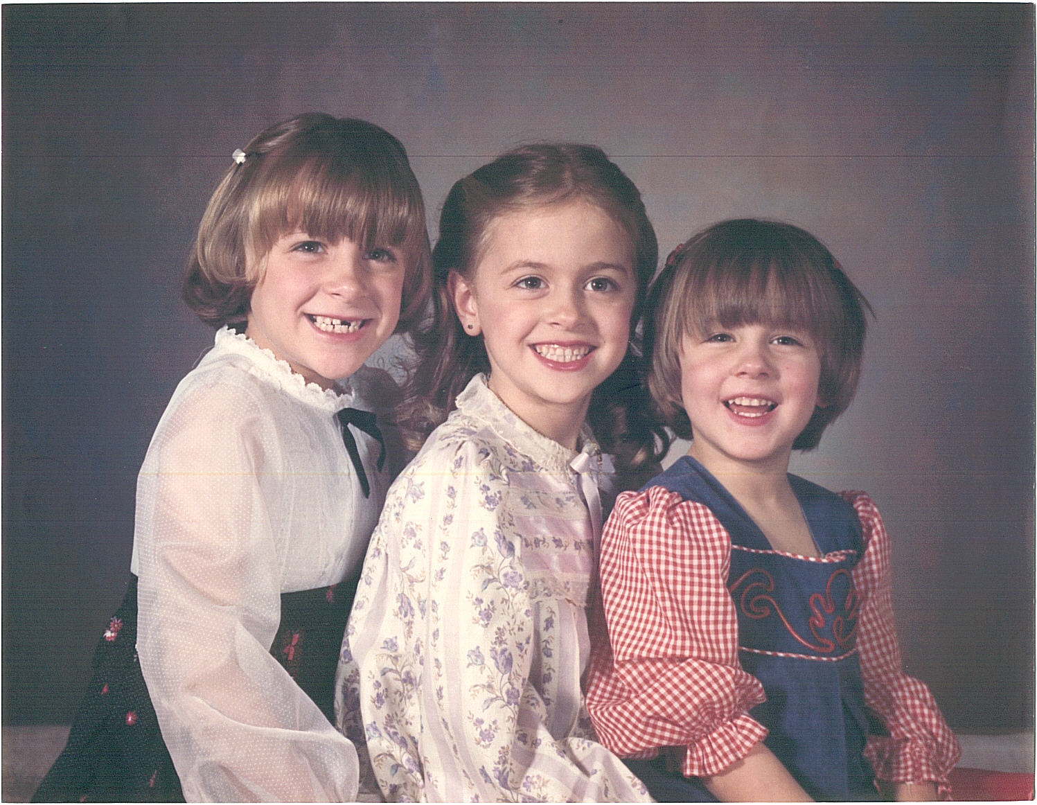 Amy, Jamie and Miranda.jpg (324252 bytes)